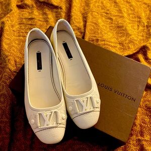 Louis Vuitton pebbled leather ballet shoes 36.5